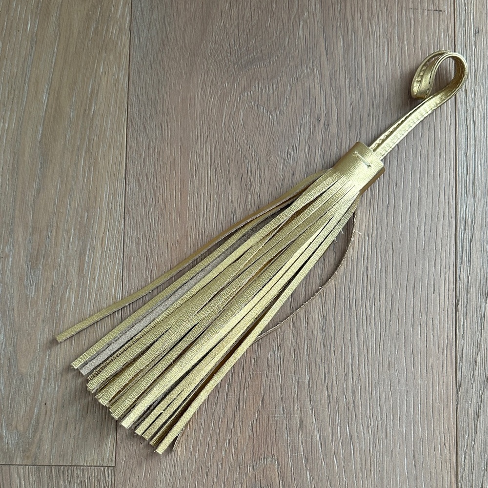 Gold leather tassel for bag